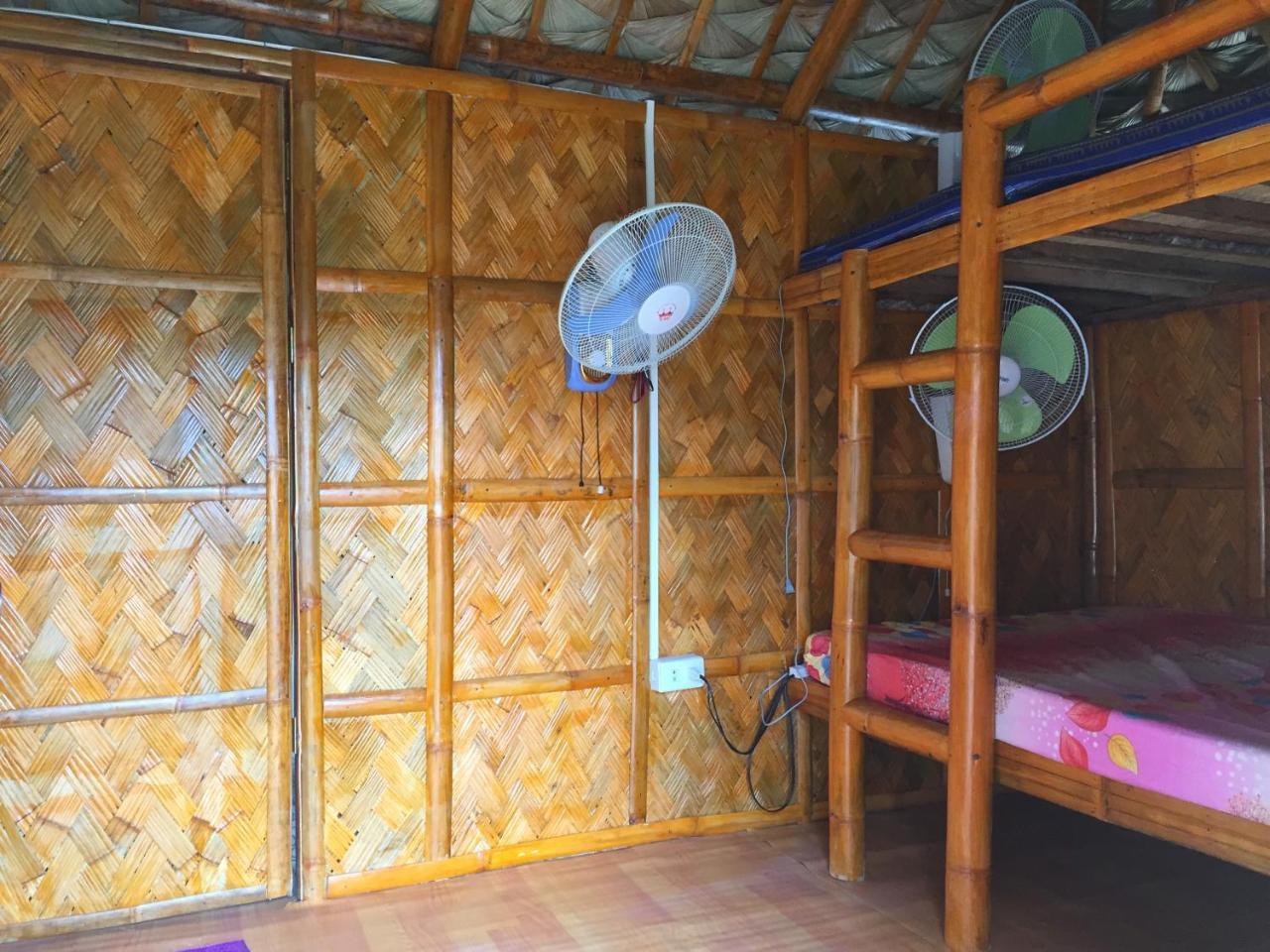 Sealovers' Place Masasa Beach Батангас Экстерьер фото