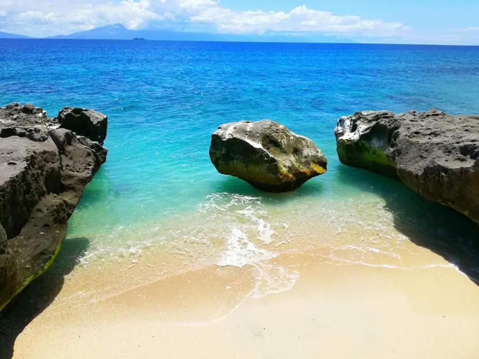 Sealovers' Place Masasa Beach Батангас Экстерьер фото